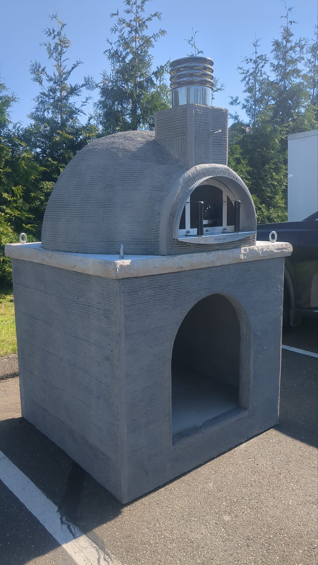 Traditional Wood Fired Brick Pizza Oven - Naked with Matching Base
